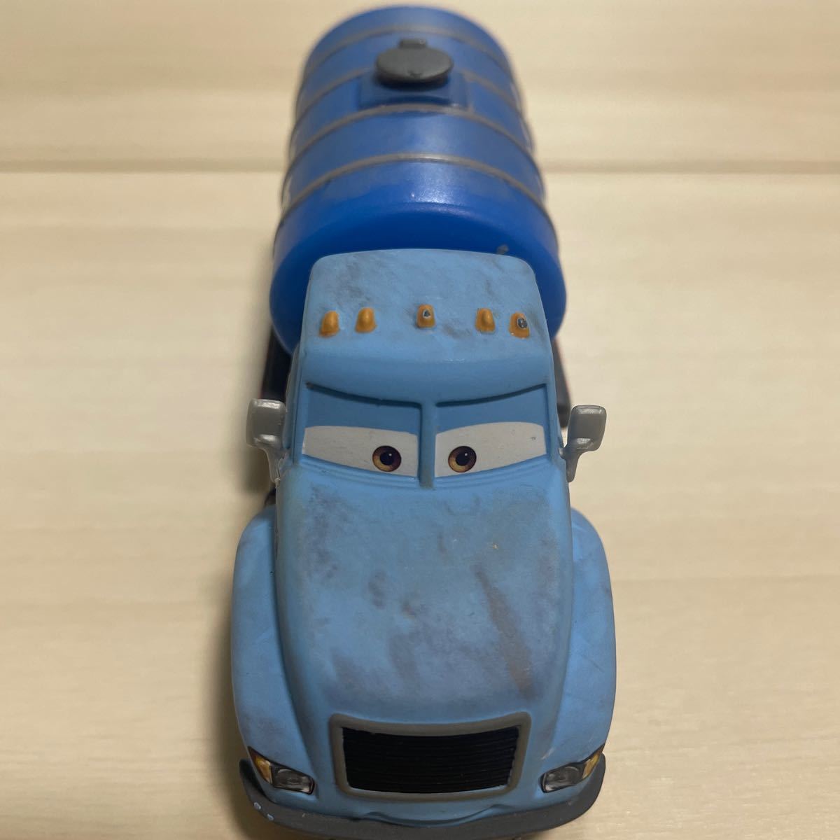 Yahoo!オークション - マテル カーズ MR. DRIPPY ミニカー Yahoo!オークション - マテル カーズ MR. DRIPPY ミニカー