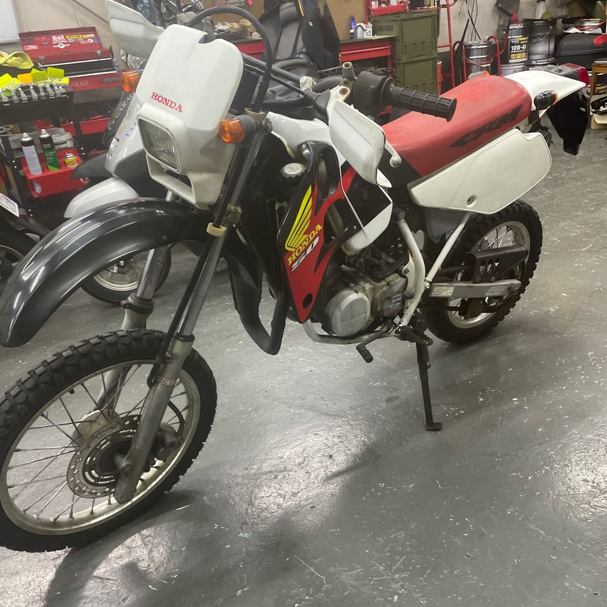 CRM50後期！実働！キック一発！要整備！レストアベース　書類カギあり　50cc ホンダ 全国陸送　NSR _画像5