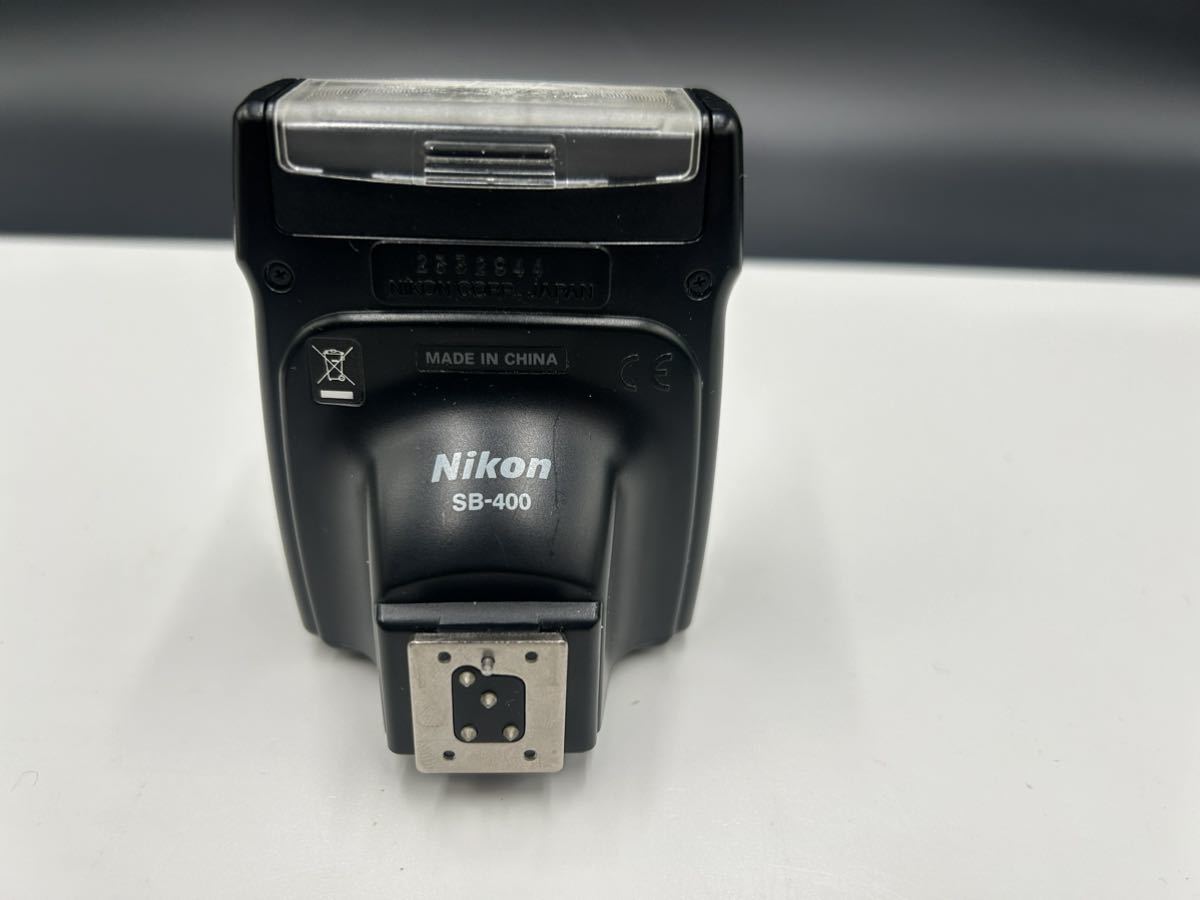 ☆# NIKON ニコン 小型 スピードライト SB-400 ブラック カメラ ライト_画像2