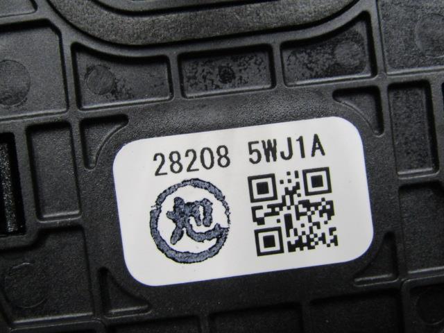 ノート E-POWER HE12 シャークアンテナ KAD 純正 28208-5WJ1A 28208-1A27D 送料【S】_画像4