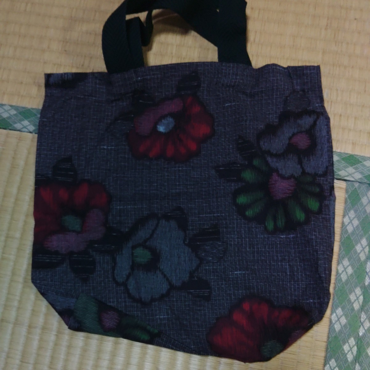 和柄 花柄 手作り エコバッグ トートバック 新品未使用 刺々し 和柄 花柄 手作り エコバッグ トートバック 新品未使用 刺々し