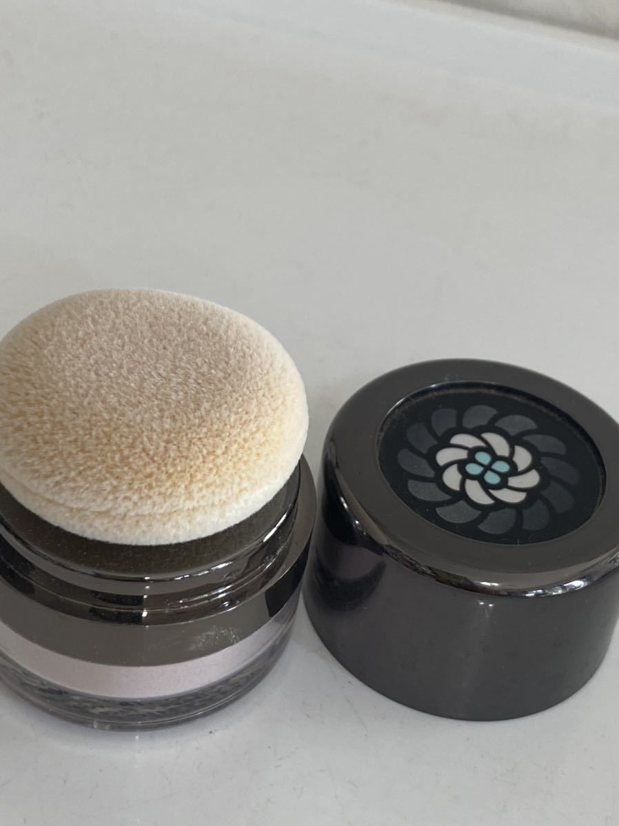 GUERLAIN Guerlain meteor lito travel Touch 01 MYTHIC Mystic 5g remainder amount enough face powder outside fixed form shipping is 220 jpy 