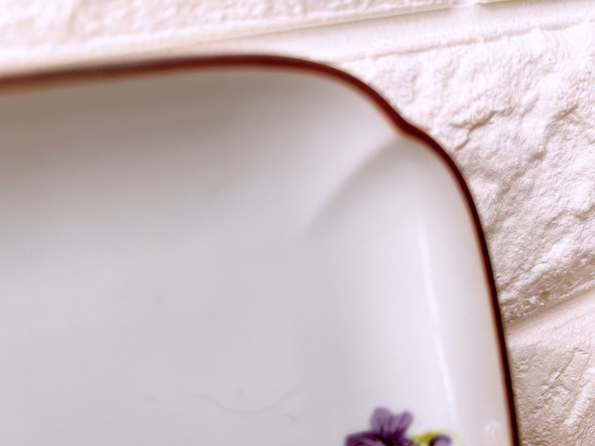 【九谷焼 洋山窯】すみれの花 鮮やか 紫 角皿 ５個 セット 金沢 工芸 器
