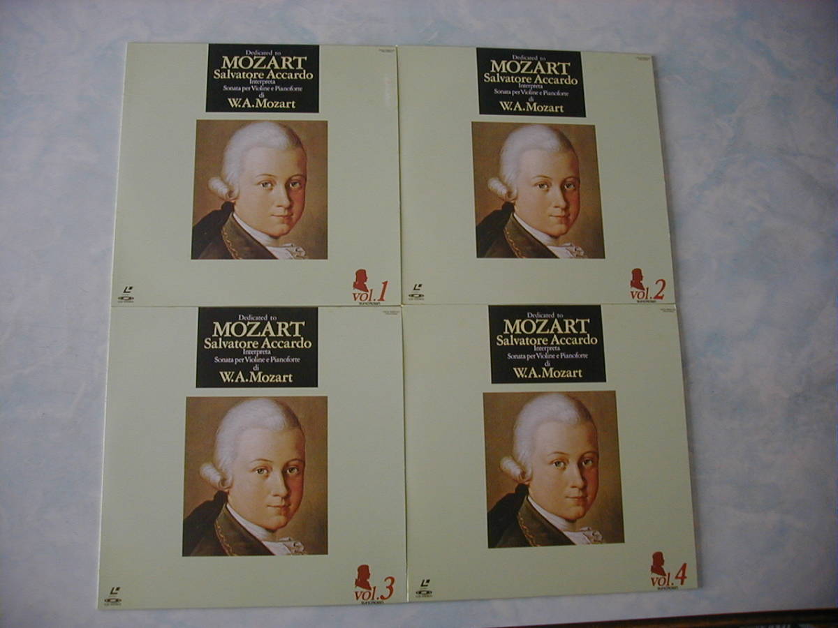 モーツァルト・ヴァイオリン作品全集 第1期(LD4枚組 BOX)ヴァイオリン・ソナタ アッカルド演奏_画像2