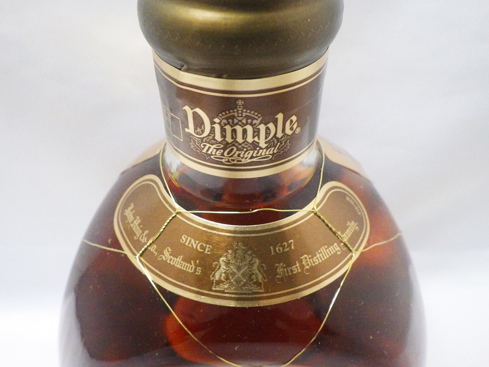 B23-2584 Dimple ディンプル12年 スコッチウイスキー 700ml 40％ 原産地スコットランド 原材料モルト・グレーン 洋酒 古酒 箱付き 未開栓_画像6