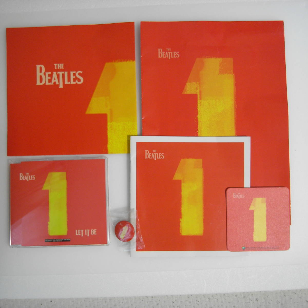 ザ・ビートルズ THE BEATLES 1 LET IT BE　プロモCD ザ・ビートルズ/レット・イット・ビー　PCD-2371 グッズセット_画像1