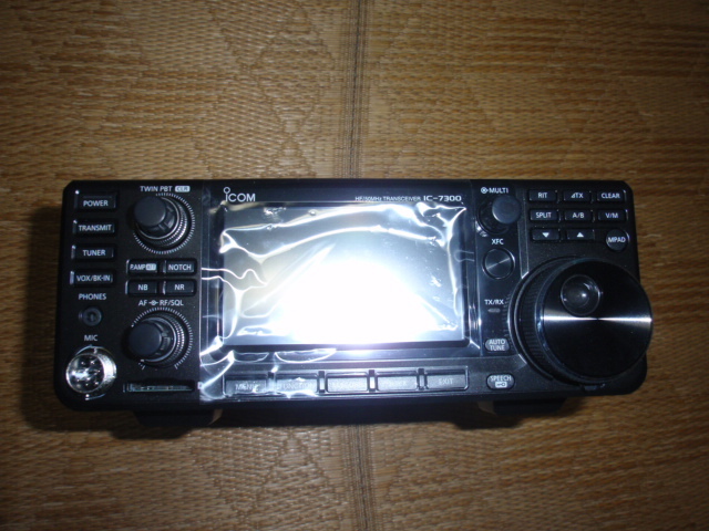 アイコム ＩＣ-７３００ (HF/50MHZ帯 オールモード100ｗ機) ICOM_画像2