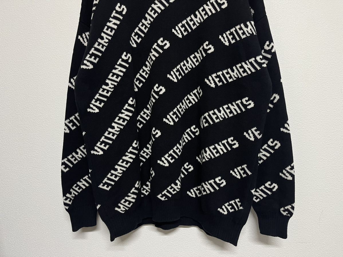 【早い者勝ち】VETEMENTS ヴェトモン ニット 長袖 総柄 ロゴ ホワイト 白 ブラック 黒 S 美品_画像3