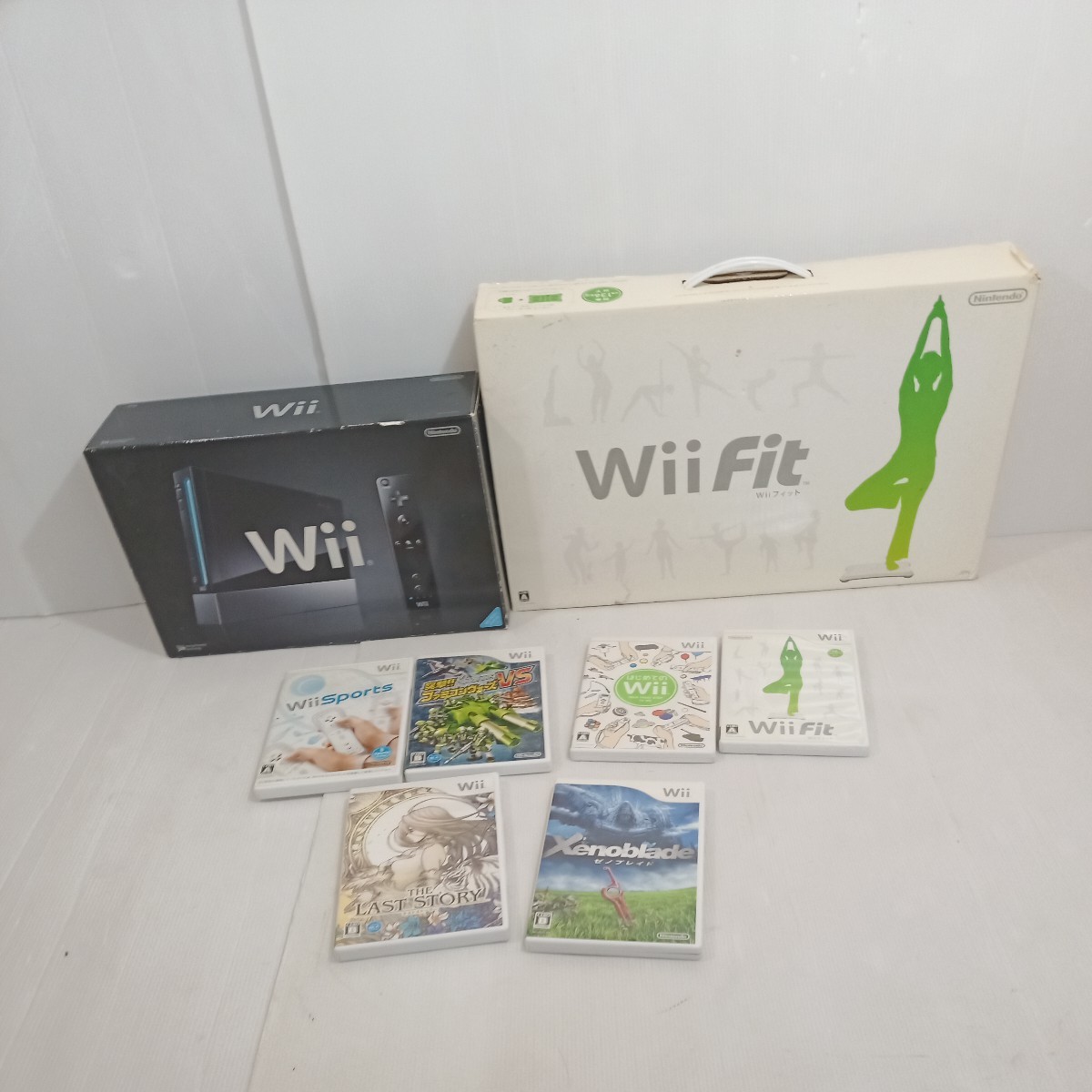 Wii Nintendo rvl-001 本体　ソフト　wii Fit まとめ売り　クロ　ブラック　（0）_画像1