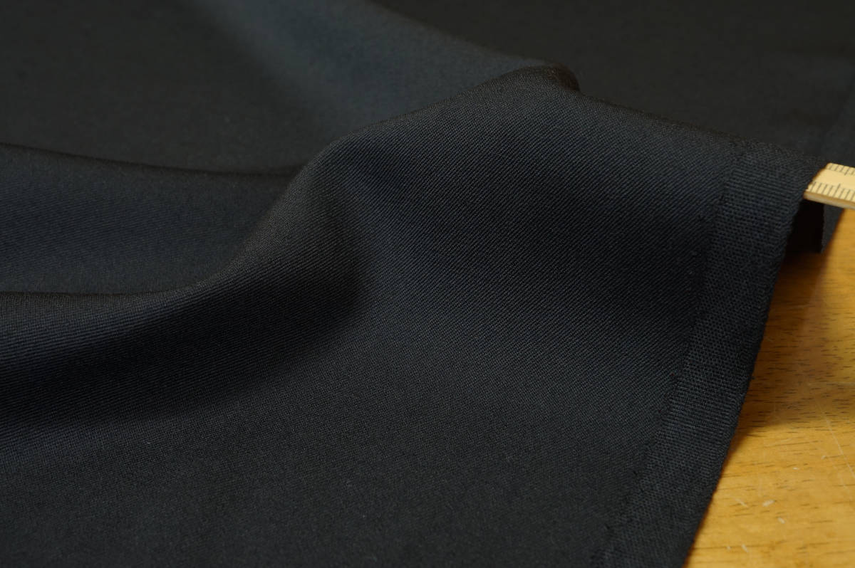 SOTOH スーツ地ウール中厚～微薄ソフト伸縮なし ブラック長5ｍ巾145㎝ セットアップ ジャケット ワンピース スカート パンツ_画像6