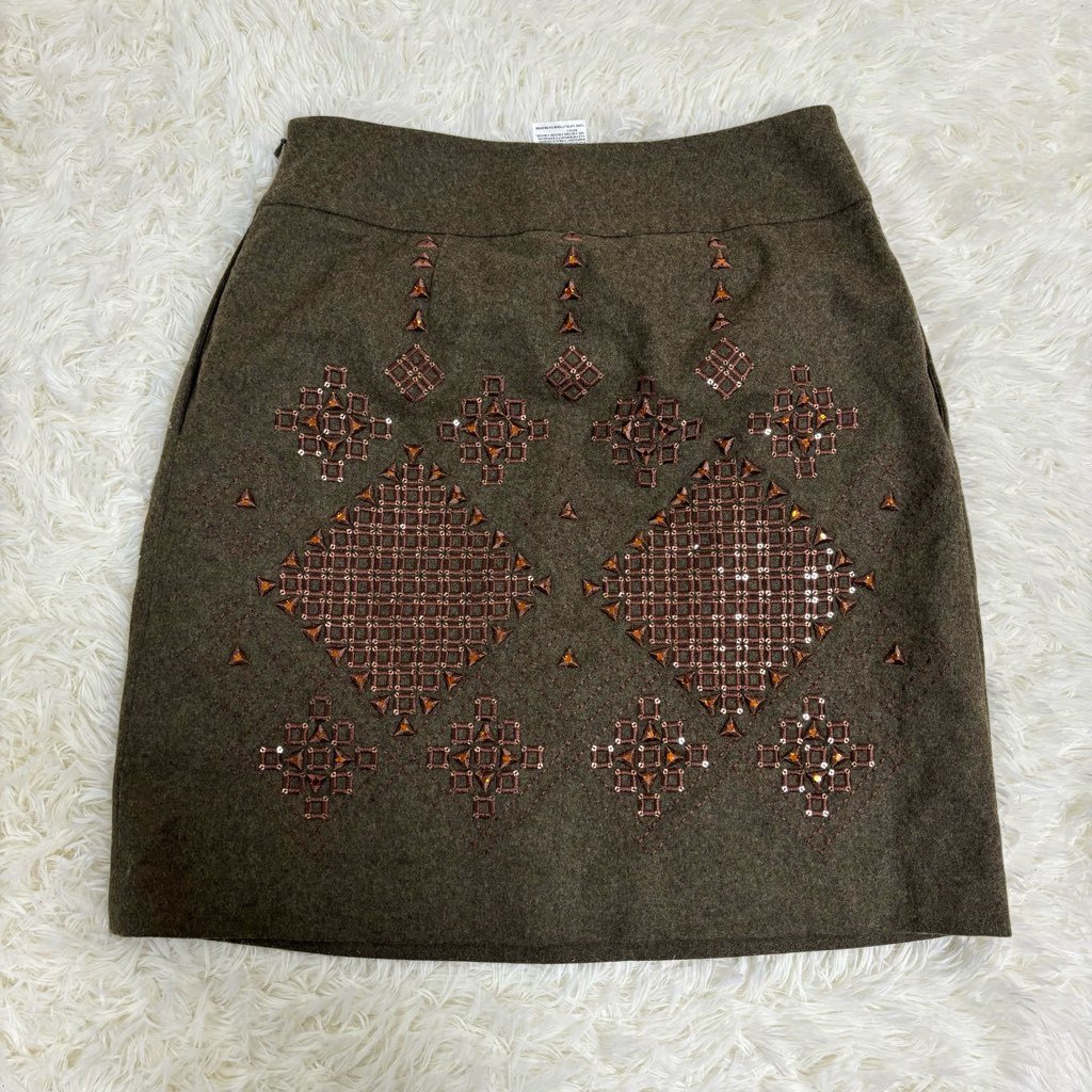 １円〜　MAX MARA　マックスマーラ　台形スカート　スカート　ブラウン　サイズ３８　ウール　刺繍デザイン_画像2