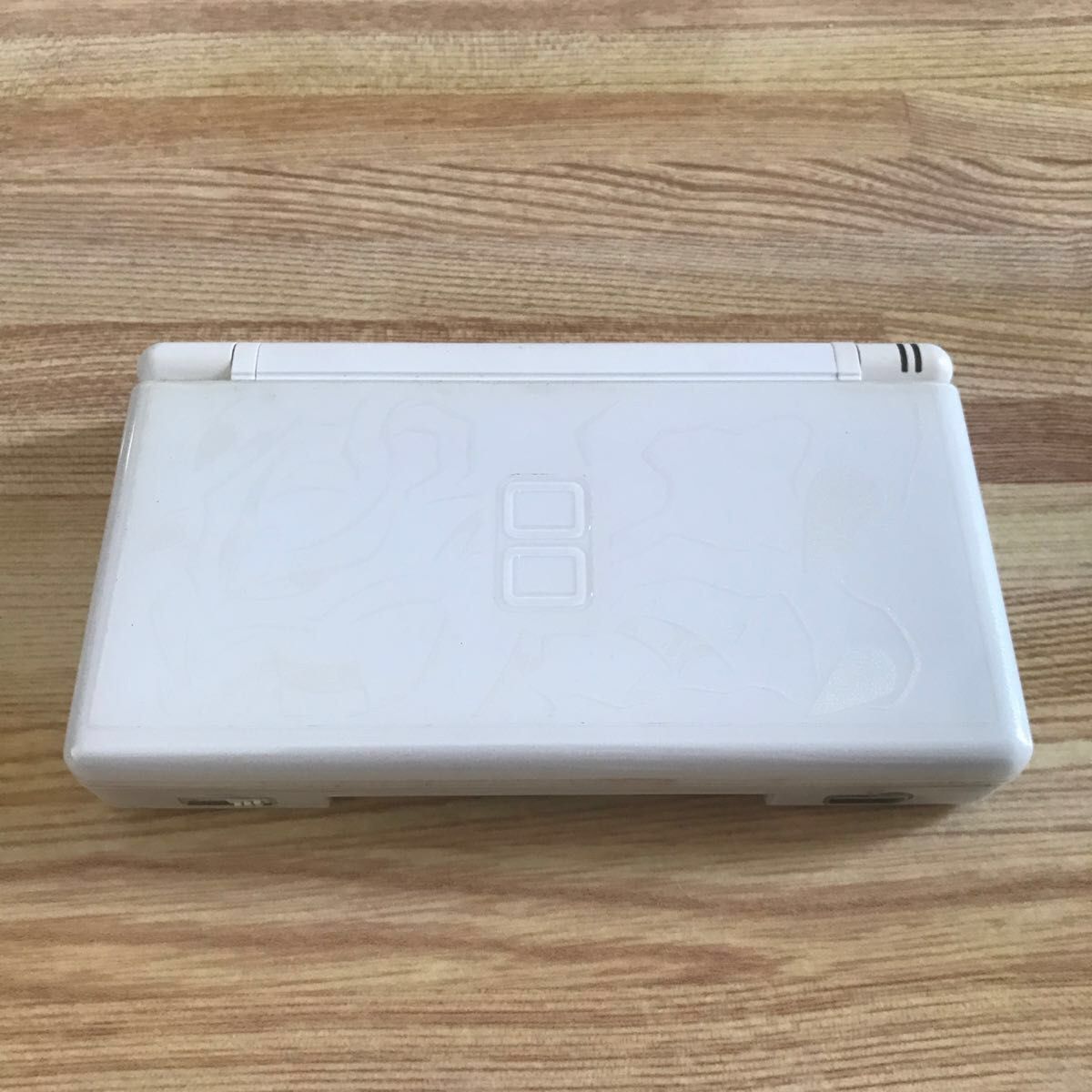 中古 希少 ポケモンセンターオリジナル ニンテンドーDS Lite 中古 希少 ポケモンセンターオリジナル ニンテンドーDS Lite