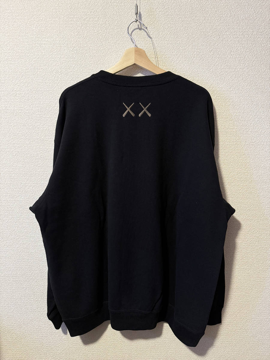 UNIQLO KAWS SWEAT XXL BLACK ユニクロ カウズ コラボ スエット ブラック_画像2