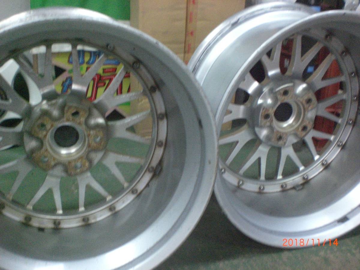 BBS LM 18英寸8.5 j 9.5 j +38 +38紅帽4個Cedric冠軍冠軍？ 原文:ＢＢＳ　ＬＭ　18インチ　8.5ｊ　9.5ｊ　+38　+38　赤キャップ　4本　セドリック　クラウン　チャンピオン？