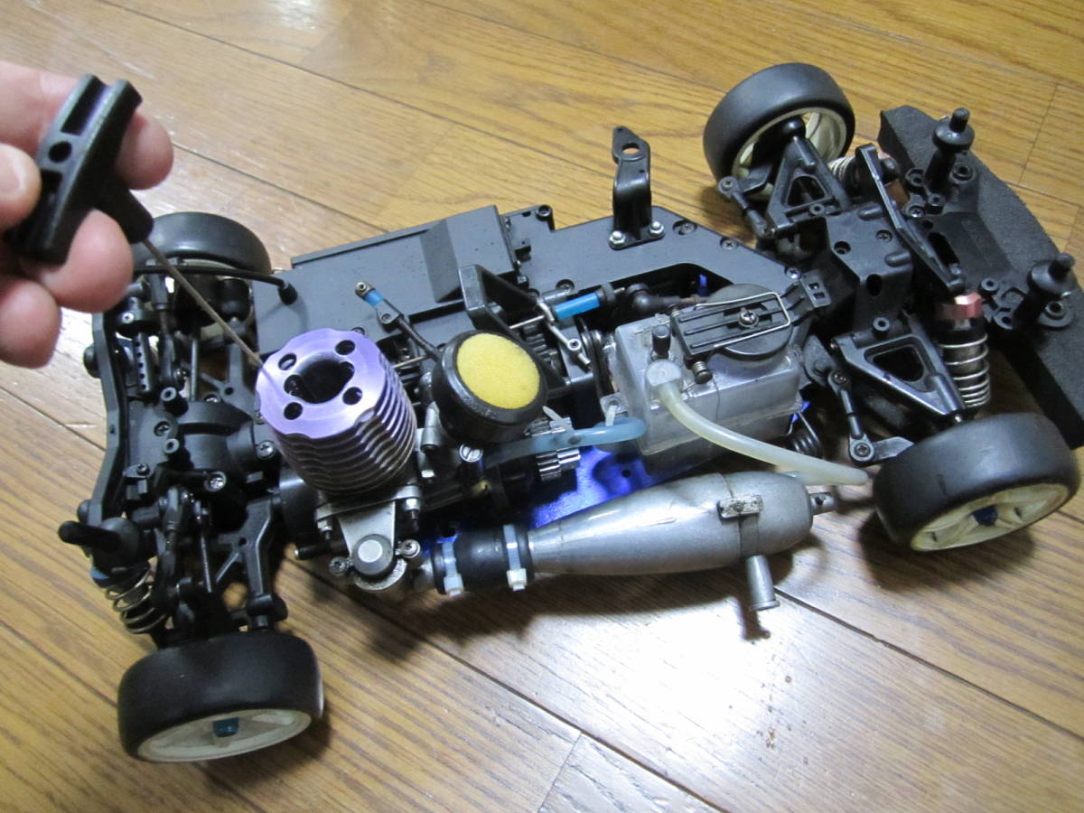 調整済み 完全動作品 1/10 京商 FW05 エンジンカー ２スピード KYOSHO GP R/C 2 speed transmission ENGINE CAR GXR15 _画像10