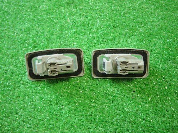 * including carriage *3946[ Toyota Caldina ZZT241W latter term ] original number light license lamp left right /AZT241W/ST246W type 