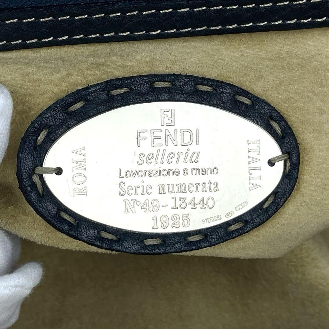 美品■FENDI フェンディ ドクターズバッグ Selleria セレリア ハンドバッグ ラウンドファスナー がま口型 ミニボストン カーフレザー 黒色