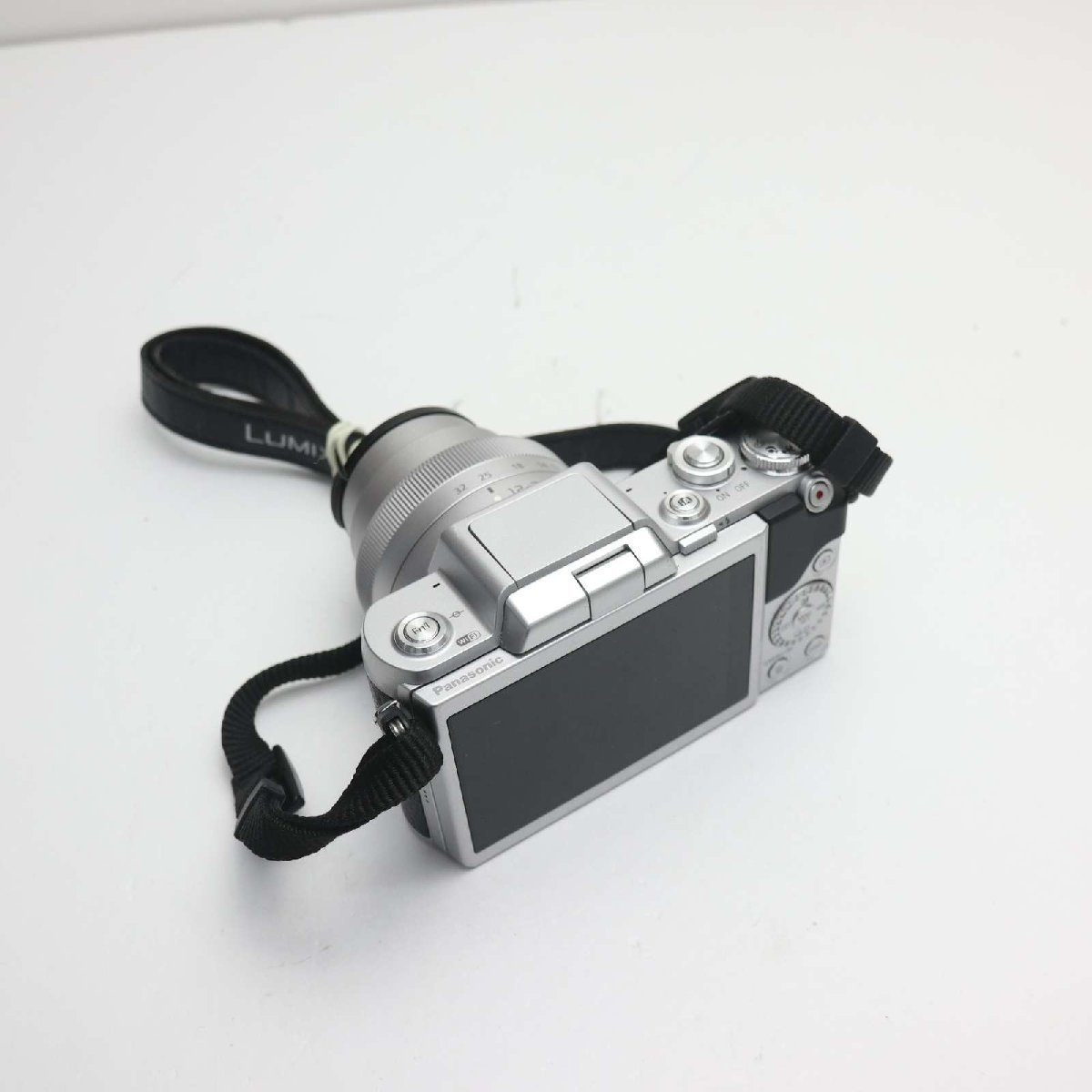 13681円 超美品 DMC-GF7W シルバー 即日発送 ミラーレス一眼 13681円 超美品 DMC-GF7W シルバー 即日発送 ミラーレス一眼