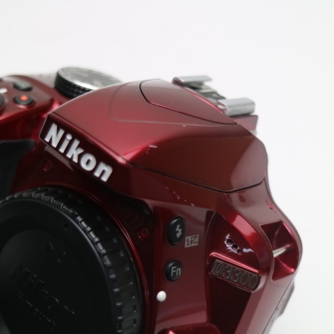 美品 Nikon D3300 レッド 即日発送 Nikon デジタル一眼カメラ デジタルカメラ あすつく 土日祝発送OK_画像3