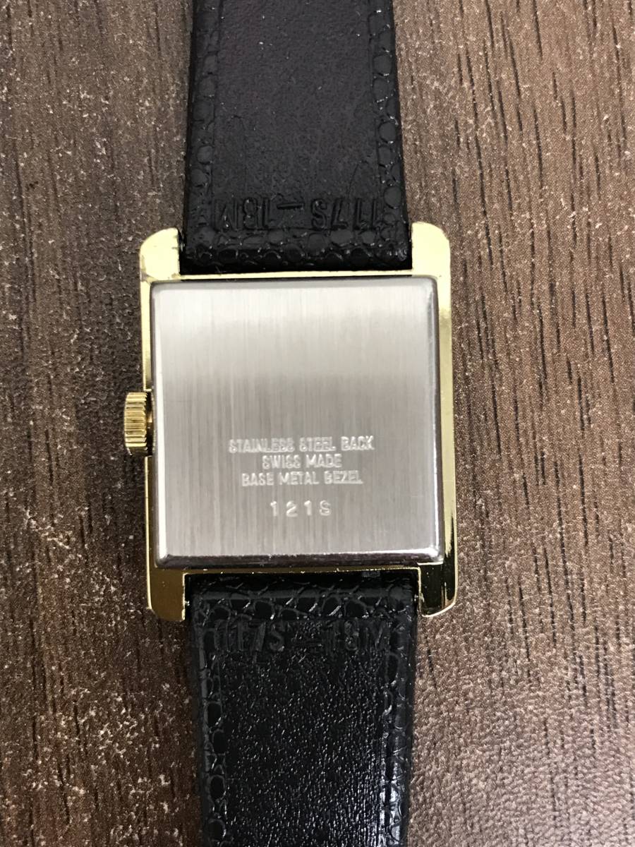 H892 ミッキーマウス 手巻き 腕時計 WALT DISNEY PRODUCTIONS SWISS MADE BRADLEY TIME 角型 動作品_画像4