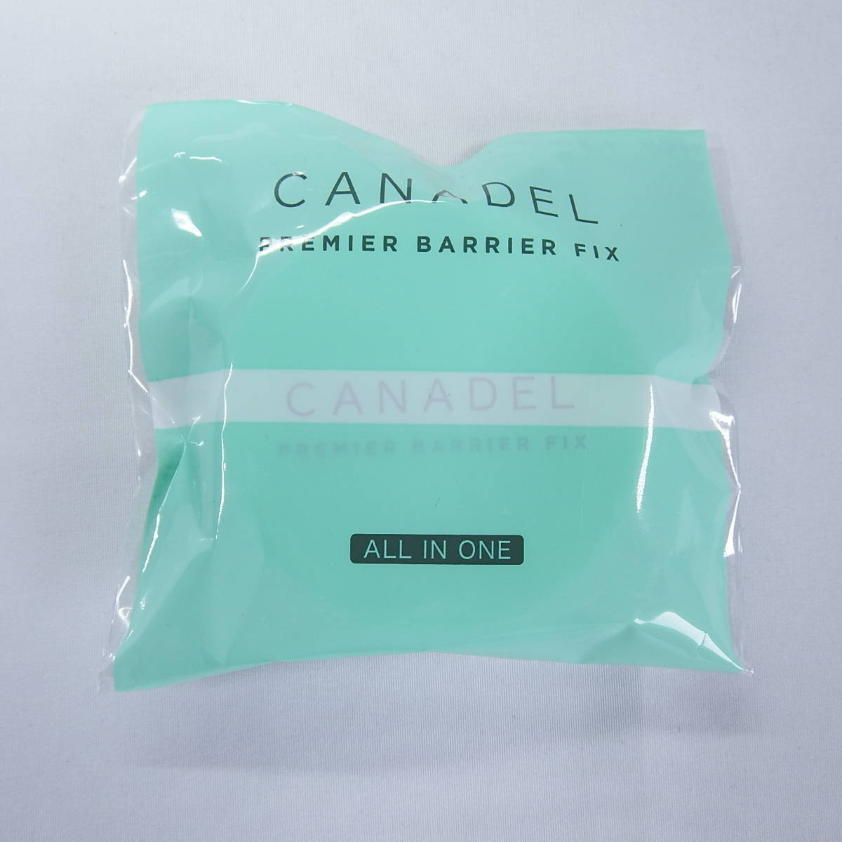 CANADEL【カナデル】 プレミアバリアフィックス　オールインワン　美容液ジェル10g　2個　_画像2