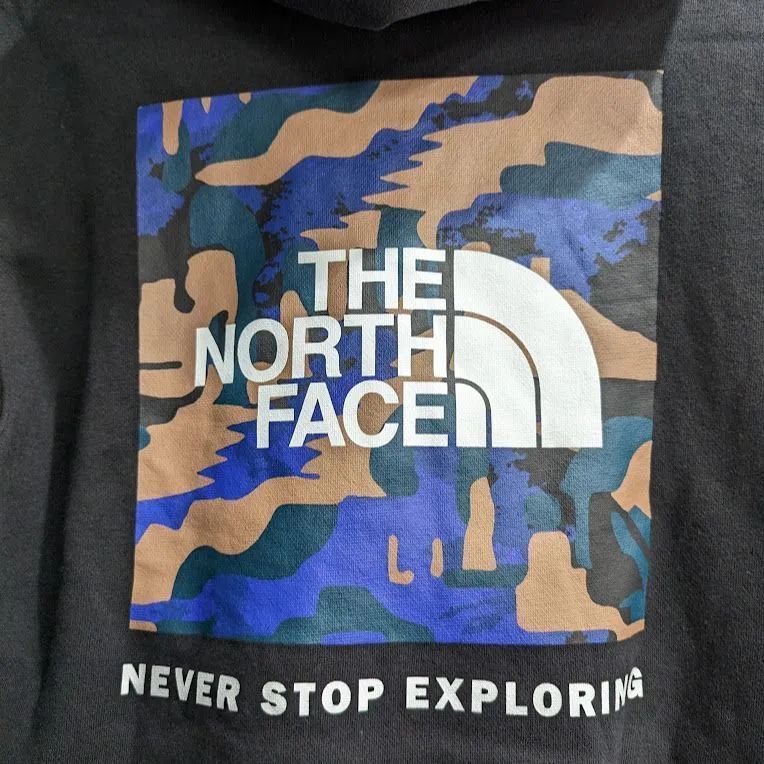 再入荷!!1点のみ【日本未発売】THE NORTH FACE ノースフェイス パーカー 黒 フーディー スウェット アメリカ US限定 レディース 迷彩