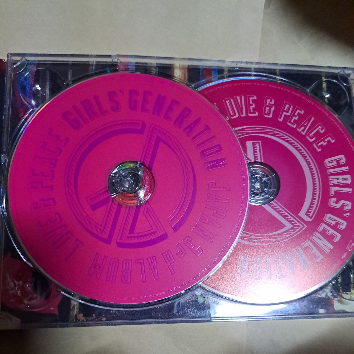 「LOVE&PEACE」 少女時代 初回限定盤 CD+ Blu-ray 2枚組_画像10