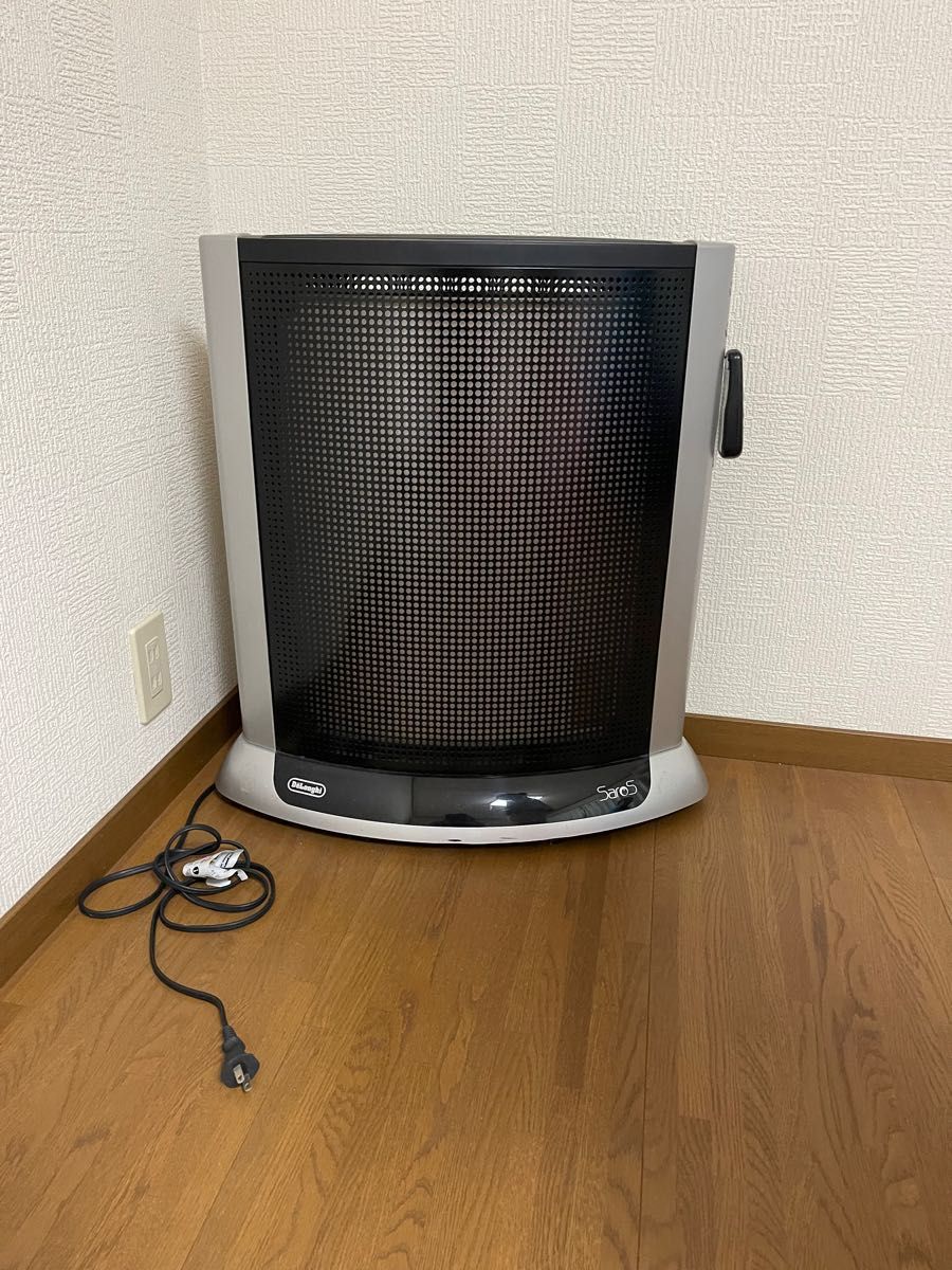 DeLonghi デロンギ /ダブルフェイス 遠赤外線ヒーター DeLonghi デロンギ /ダブルフェイス 遠赤外線ヒーター