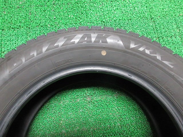 L564【送料無料】205/60R16 超溝高 8.5~9分山 ブリヂストン スタッドレス VRX2 ♪ 22年製 2本 激安 プリウスα ヴォクシー ステップワゴン_画像9