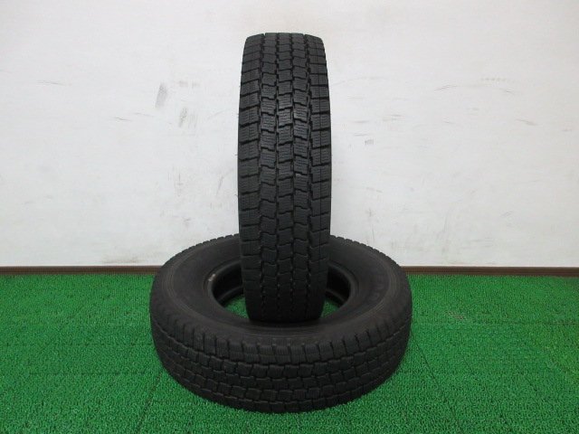 D655【送料無料】185/80R14 97/95 6PR 超溝高 9分山 グッドイヤー スタッドレス ICENAVI CARGO 20年製 2本 激安 小型 トラック 商用車 バン_画像1