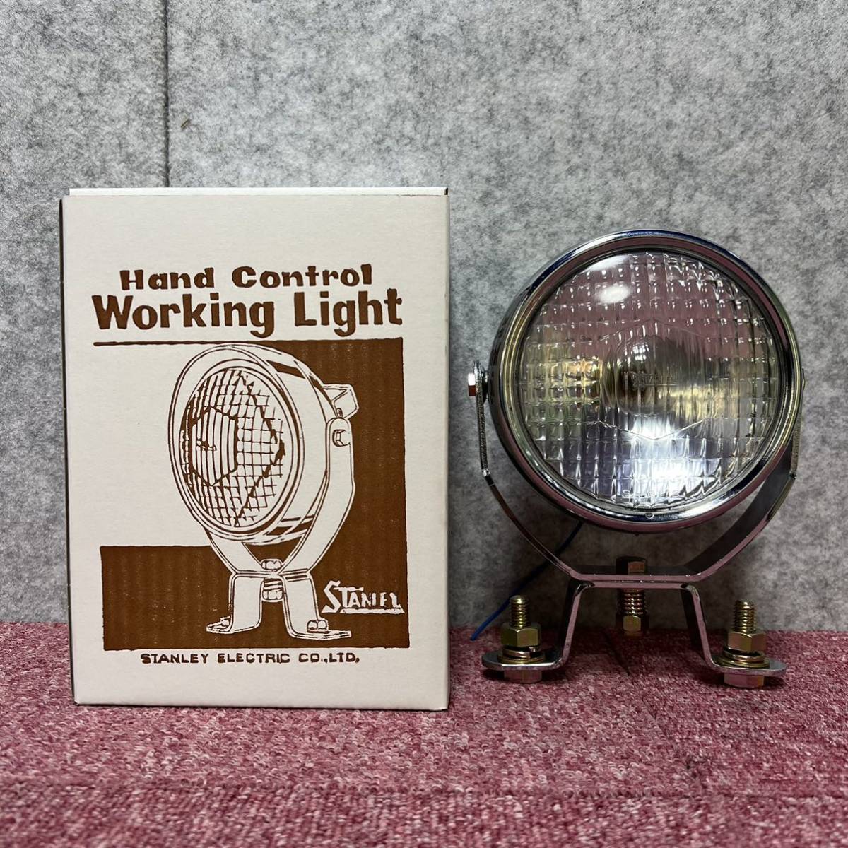 スタンレー　ハンドコントロール　Working Light 24V電球付き HS420 2つ　フォグランプ　ライト_画像2