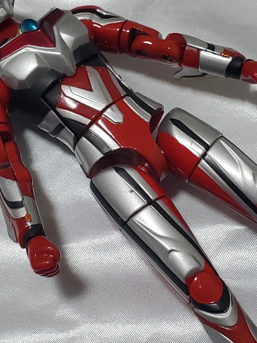 即決 バンダイ 超合金 GD-75 ウルトラ超合金 ウルトラマンネクサス (ジュネッス) フィギュア フル可動アクション_画像7