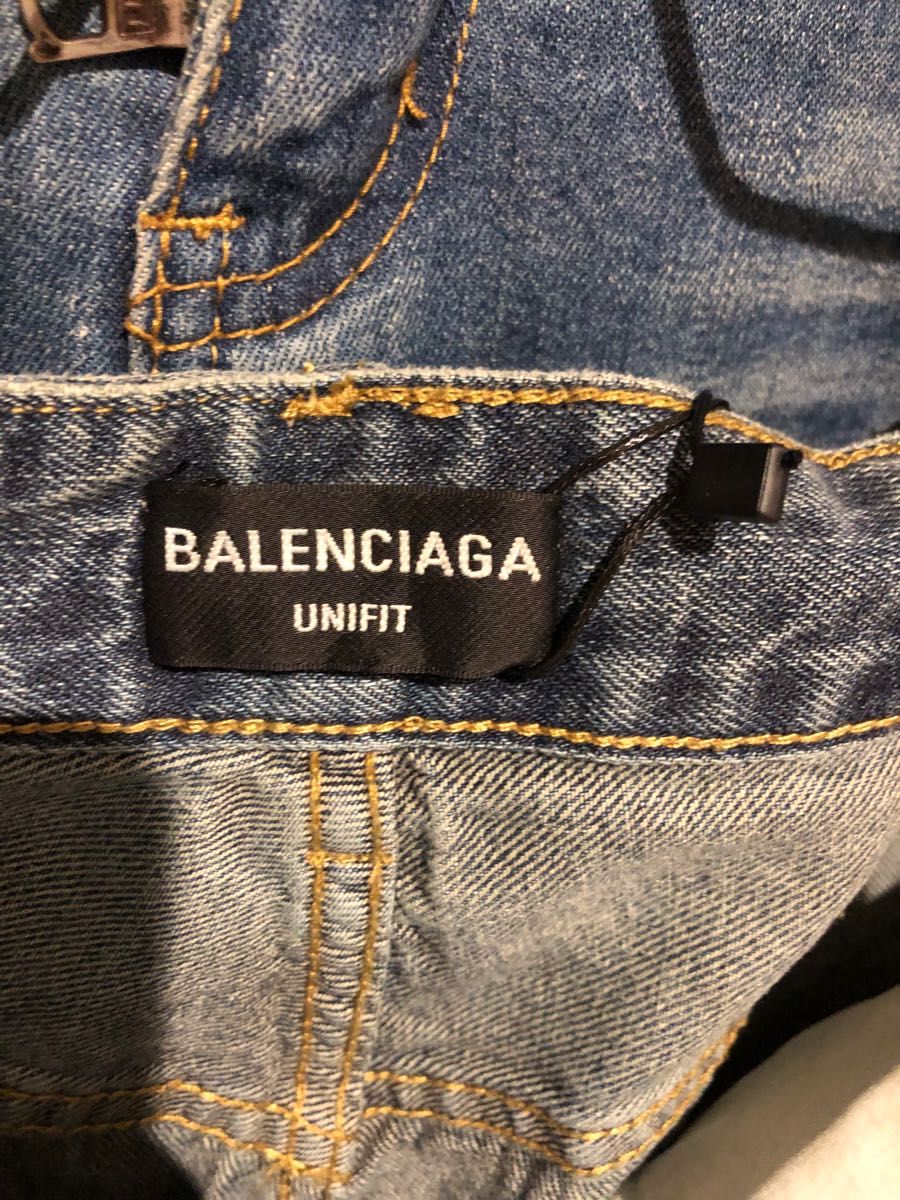 BALENCIAGA バギーパンツ 登坂広臣着用|Yahoo!フリマ(旧PayPay BALENCIAGA バギーパンツ 登坂広臣着用|Yahoo!フリマ(旧PayPay