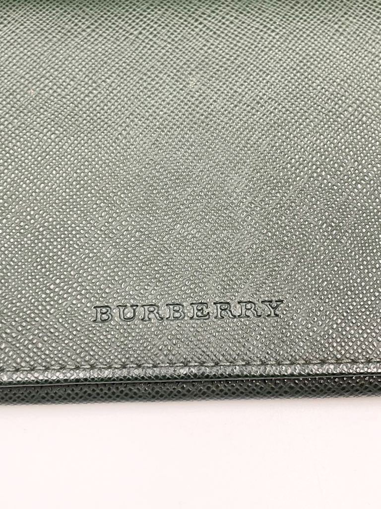 未使用品　バーバリー　長財布　ダークグリーン　小銭入れ付き　メンズ　レディース　二つ折り財布　カードケース　コインケース　レザー