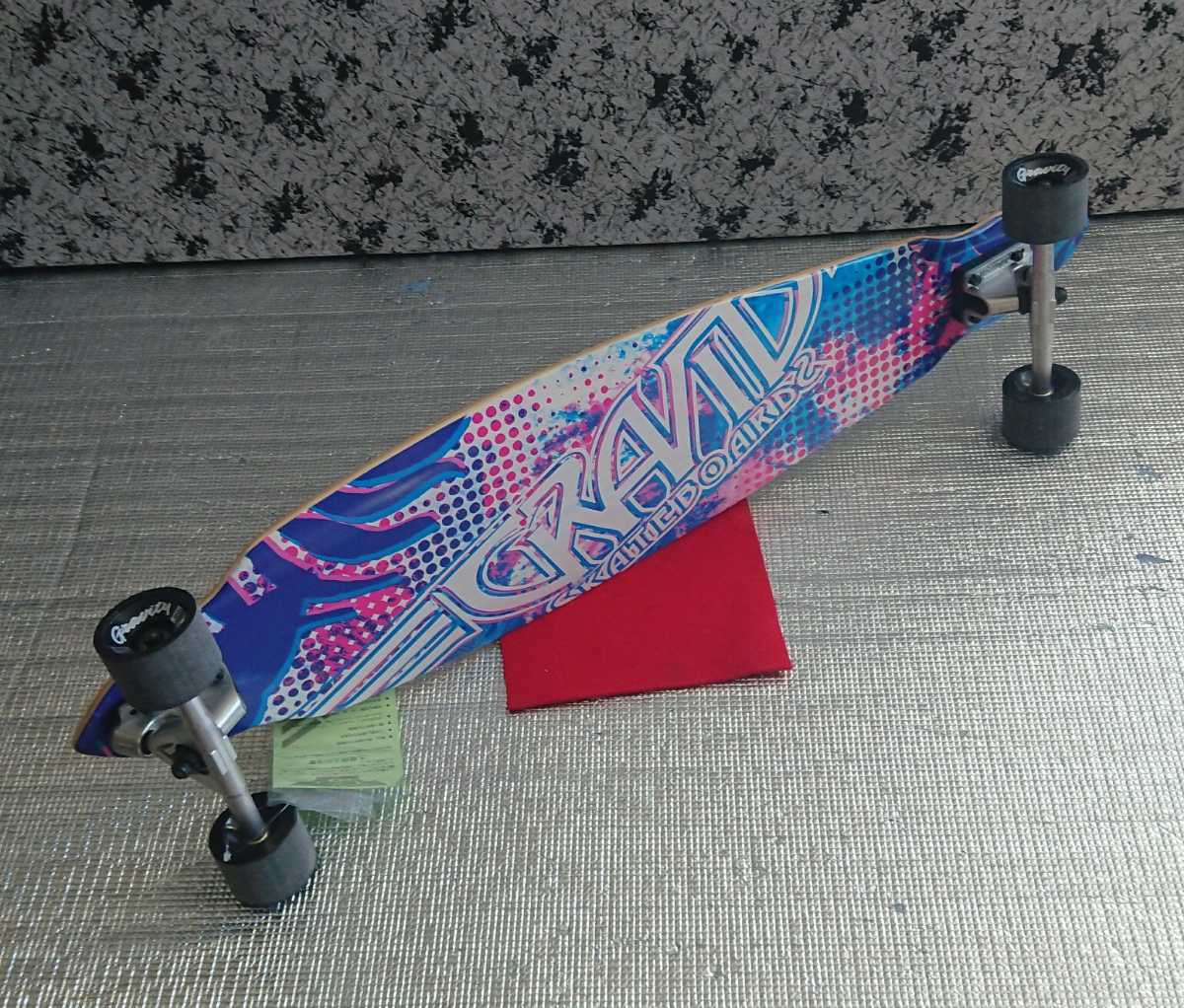 得】40 <税送料4190円込> GRAVITY 前後カービングT搭載 得】40 <税送料4190円込> GRAVITY 前後カービングT搭載