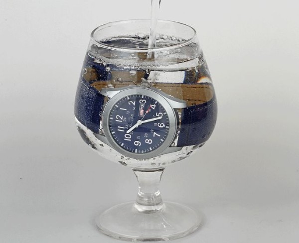 ■送料無料■新品♪ミリタリーデザイン腕時計ブルー青★30m防水【ディーゼル カシオ オメガ セイコー メンズ】_画像5