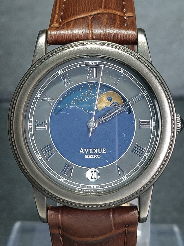 SEIKO セイコーAVENUE アベニュームーンフェイズ6F34-6010 SEIKO セイコーAVENUE アベニュームーンフェイズ6F34-6010