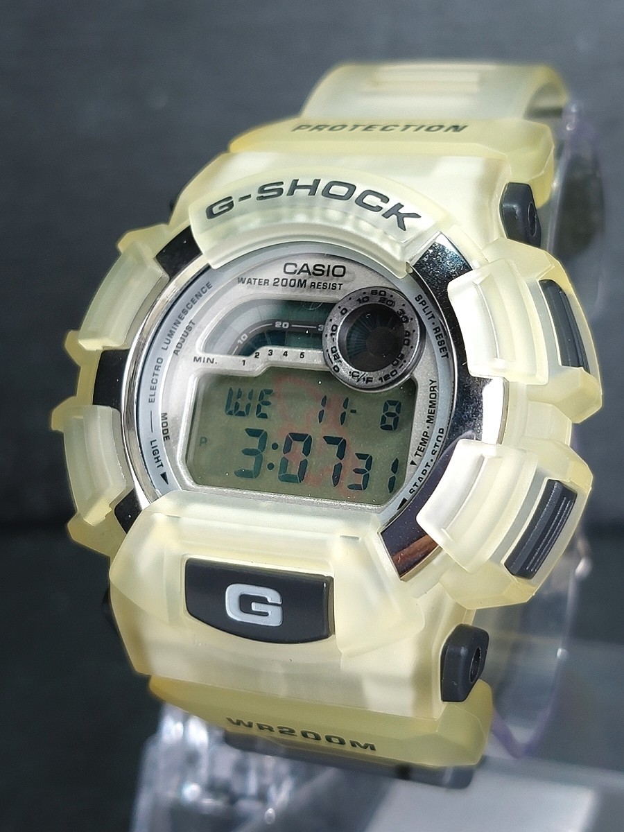 超美品 CASIO カシオ G-SHOCK ジーショック X-treme エクストリーム DW-9500 腕時計 デジタル ホワイト ラバー 電池交換済み 動作確認済み_画像2