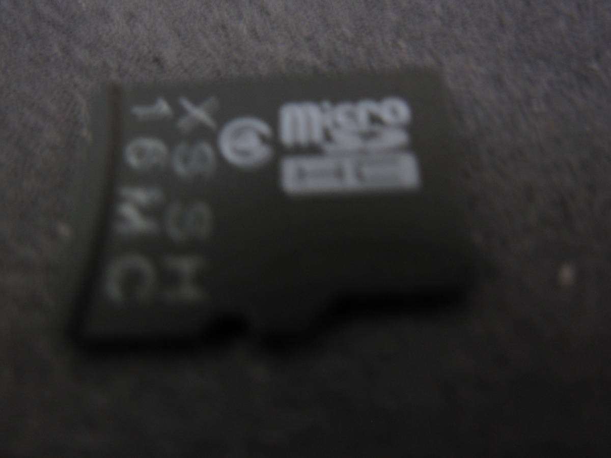 程度かなり良好　XPERIA Z ultra ６.4インチ　docomo C6833 保護シート、ケース、充電スタンド　MicroSD　付　動作確認済 _画像2