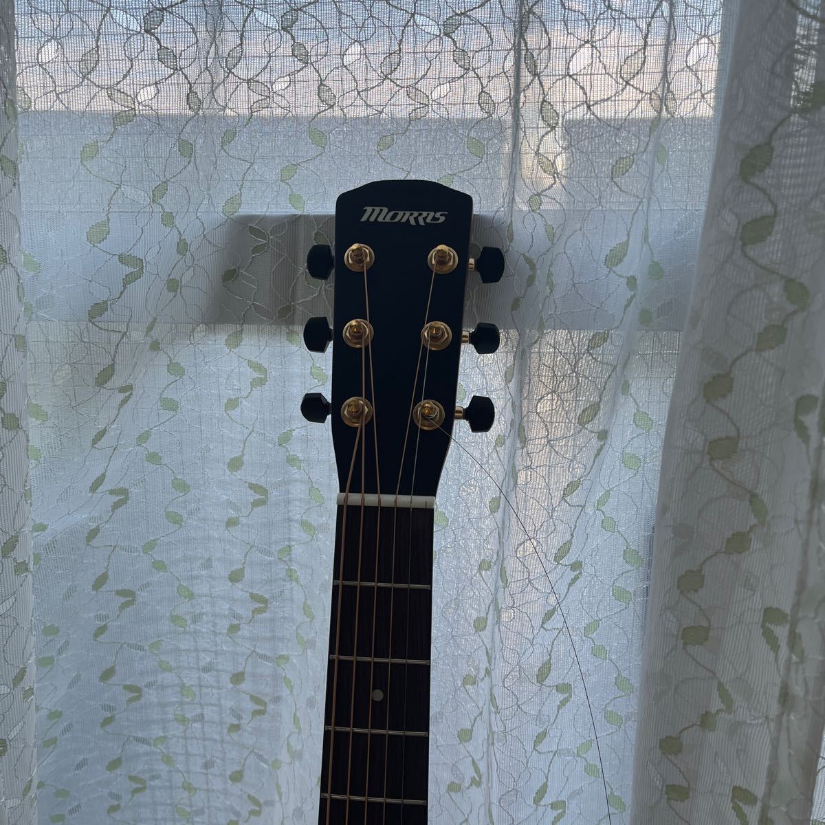 美品　モーリス　アコースティックギター アコギ SA-021 NAT morrs ミニギター　楽器 SA021 高橋健　ダブルショルダーケース付き_画像3