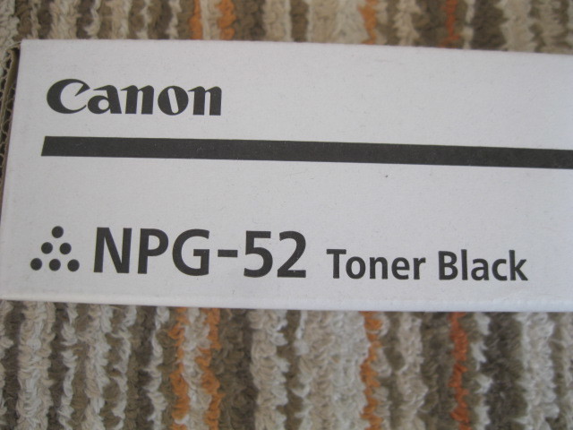 Canonキャノン　純正トナー・インク　NPG-52 BLACK　新品・未使用　箱美品。_画像2