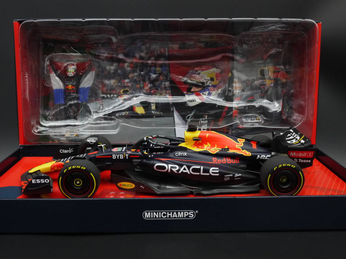 1:18 PMA レッドブル RB18 オランダGP 2022 優勝 M.フェルスタッペン #1 スタンディングフィギュア 最終処分_画像3