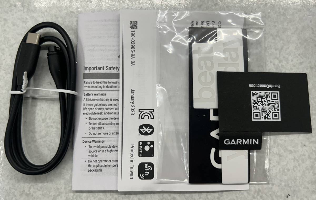 1051613M★ GARMIN FORERUNNER 265 GPSランニングウォッチ_画像2