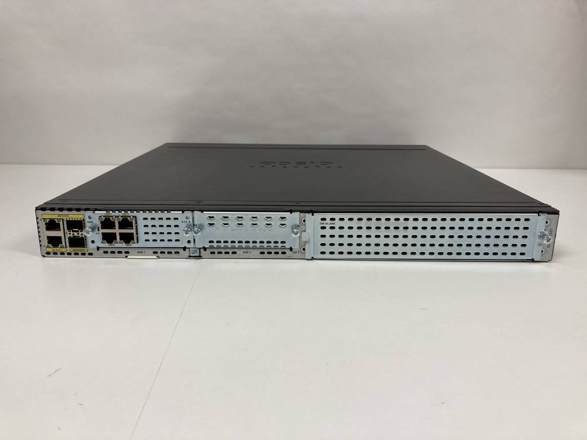 CISCO ISR4331/K9 v04初期化済み　テスト済み　本体のみ_画像3