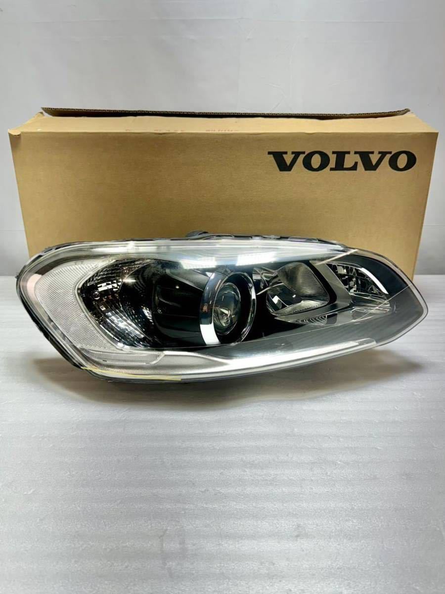 S-2241 Volvo XC60 right head light HID D4 31420252 31698811 VOLVO original 11.27AM