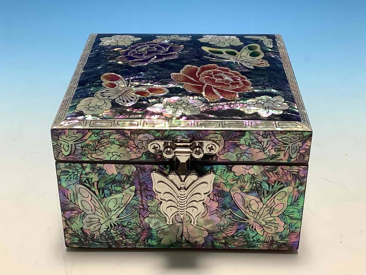 # Korea tradition industrial arts # high class mother-of-pearl small articles * gem box #... butterfly # prompt decision!#