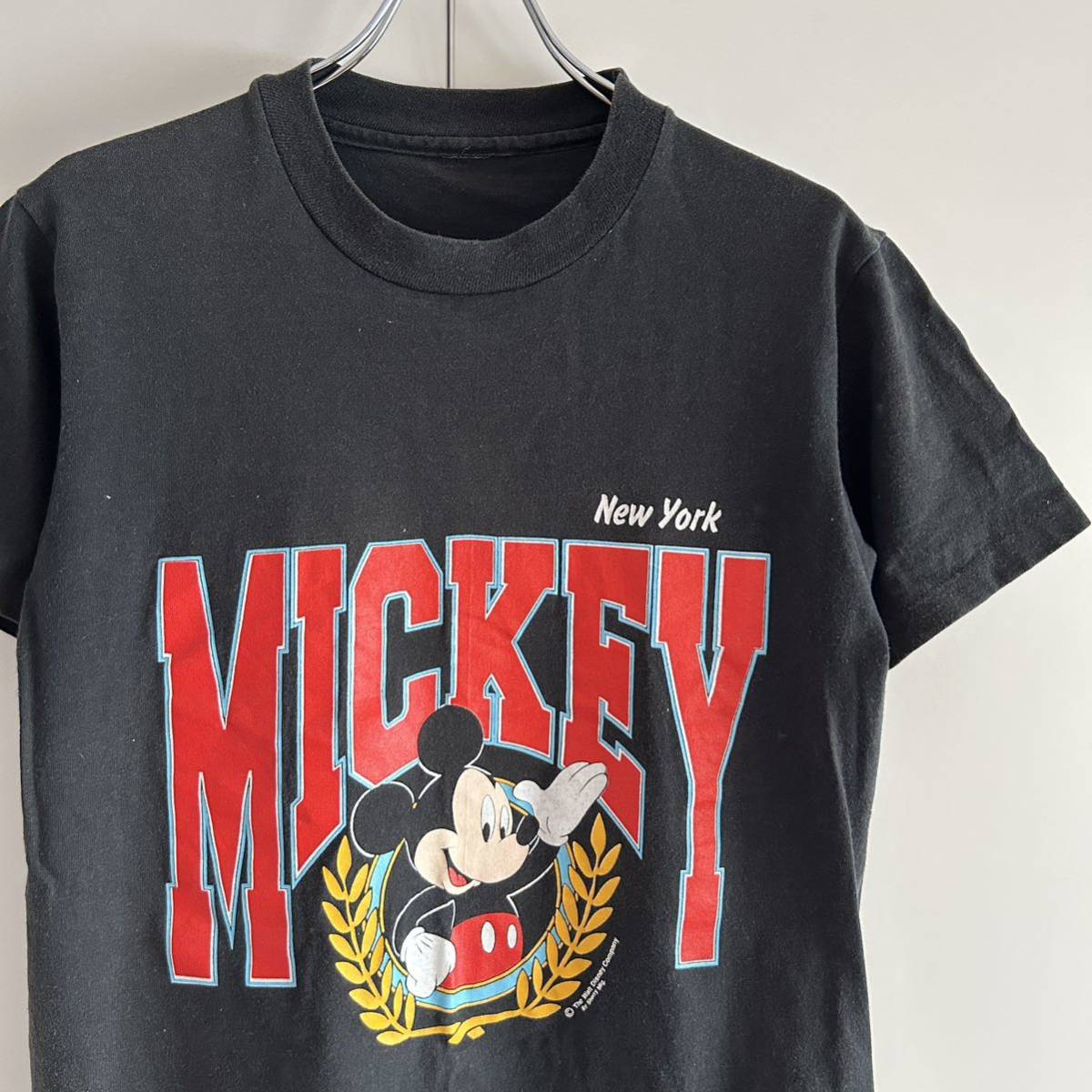 90s Disney ディズニー ミッキーマウス カレッジプリントTシャツ S-M程度 袖裾シングル ブラック sherryボディ 古着 ヴィンテージ_画像1