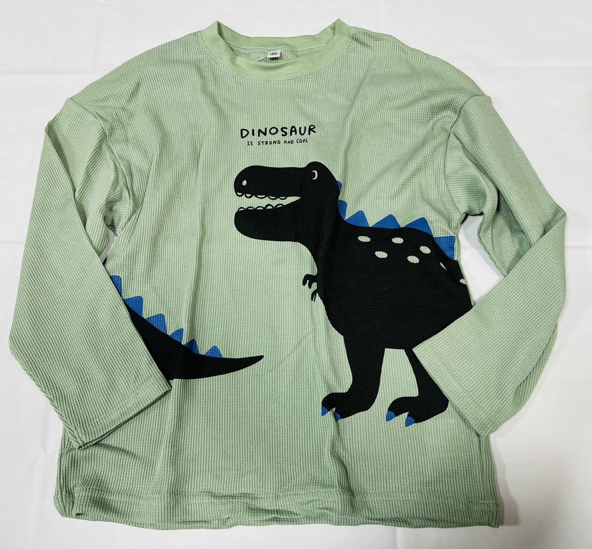 ★★★★901*激安sale!!新品 こども服 　長袖Tシャツsize130　1枚★Dinosaur_画像1