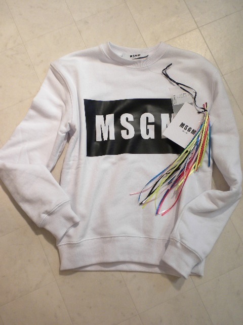 即決！新品＆タグ付き☆彡MILANO発『MSGM』◇正規”エムエスジイエム◇人気の白×黒”ボックスロゴ！コットンスウェットトレーナー！