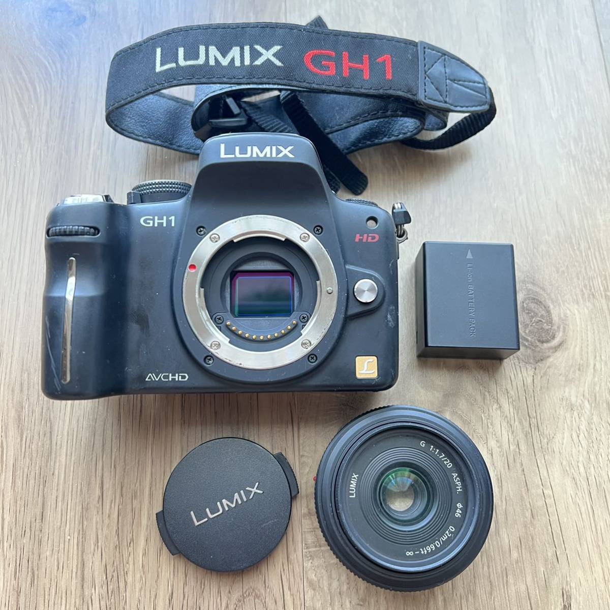 LUMIX ルミックス Panasonic DMC-G1 本体 & 20mm F1.7 H-H020 単焦点レンズ セット ミラーレス一眼カメラ 動作確認 中古_画像1